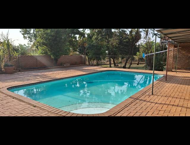 16.10HA FARM FOR SALE IN ZANDFONTEIN AH